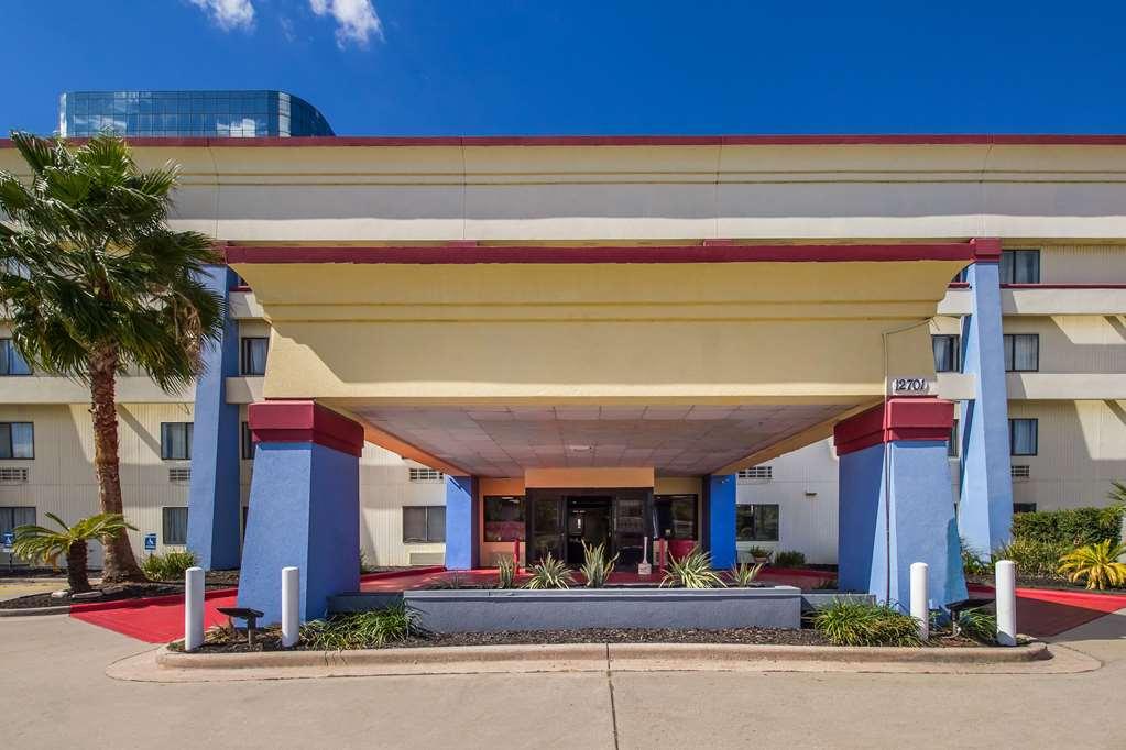 Rodeway Inn Houston North Greenspoint Buitenkant foto
